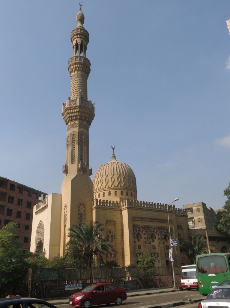 Khālid Ibn al Walīd mosque, situated in the location previously occupied by the Kīt Kāt Night Club, the square still carries its name, Kīt Kāt Square (Tadamun, 2015)